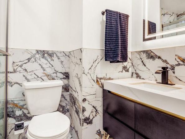 1809 Fox Chase Road, Philadelphia PA 19152