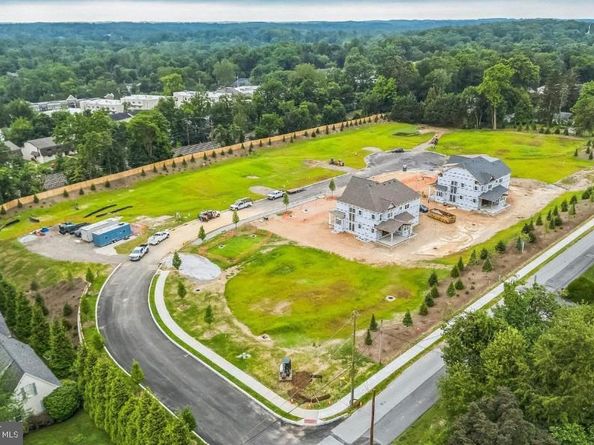 105 Palmetto, Devon PA 19333