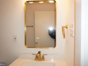 5103 10TH Street S 5, Arlington VA 22204