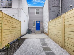 702 19TH Street NE, Washington DC 20002