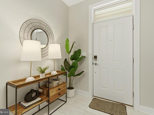 608 E Alexandria Avenue, Alexandria VA 22301