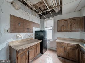 2015 Douglas Street NE, Washington DC 20018