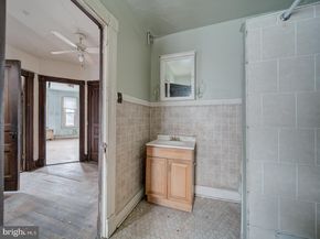 2015 Douglas Street NE, Washington DC 20018