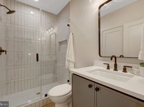 104 Dogwood Street SW, Vienna VA 22180