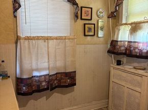 6558 Limekiln Pike, Philadelphia PA 19138