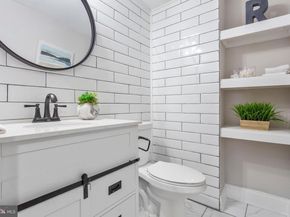 602 Fernon Street, Philadelphia PA 19148