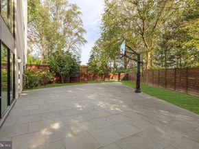 9119 Levelle Drive, Chevy Chase MD 20815