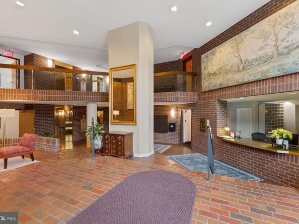 1099 22nd Street NW 601, Washington DC 20037