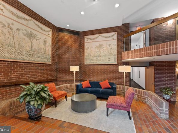 1099 22nd Street NW 601, Washington DC 20037