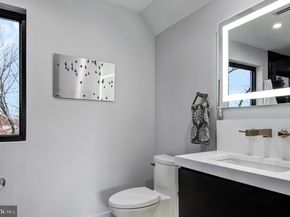 3431 14TH Street N, Arlington VA 22201