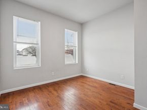 1913 W Montgomery Avenue, Philadelphia PA 19121