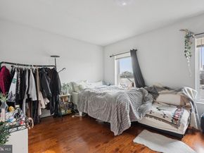 1913 W Montgomery Avenue, Philadelphia PA 19121