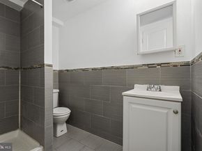 1913 W Montgomery Avenue, Philadelphia PA 19121