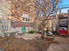 2518 Edgemont Street, Philadelphia PA 19125