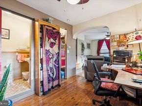 2518 Edgemont Street, Philadelphia PA 19125