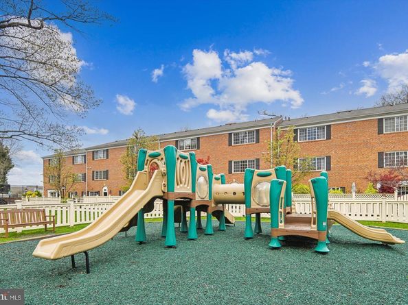 1435 N Van Dorn Street, Alexandria VA 22304