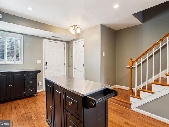 1435 N Van Dorn Street, Alexandria VA 22304