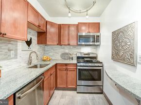 1250 4TH Street SW W107, Washington DC 20024