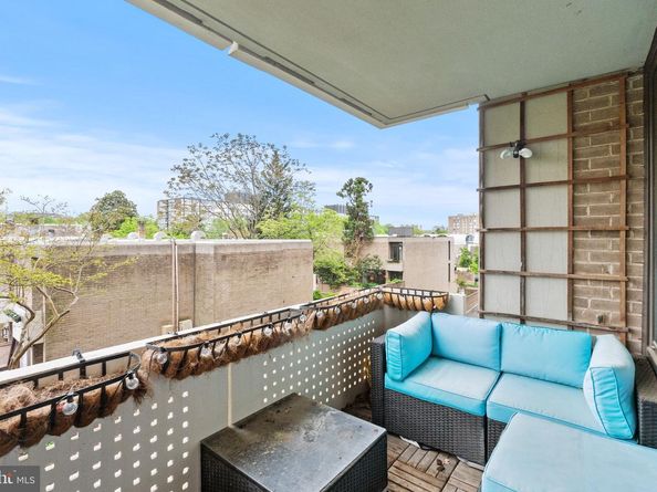 1250 4TH Street SW W107, Washington DC 20024