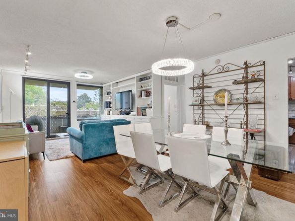 1250 4TH Street SW W107, Washington DC 20024