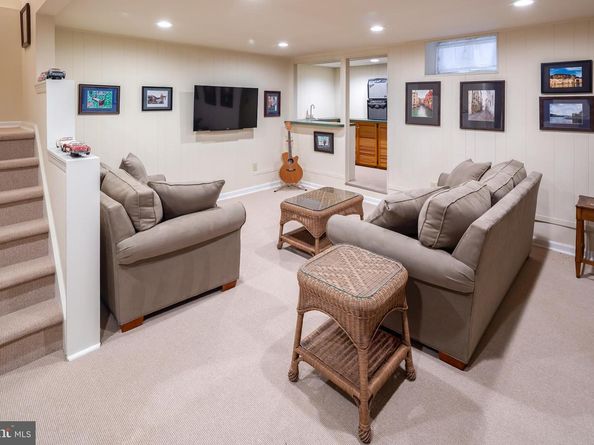 62 Parkridge Drive, Bryn Mawr PA 19010