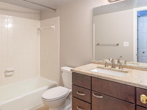 7621 Tremayne Place 210, Mclean VA 22102