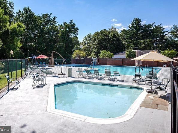 7621 Tremayne Place 210, Mclean VA 22102