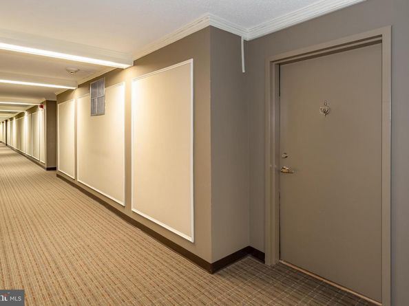7621 Tremayne Place 210, Mclean VA 22102