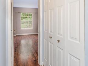 7621 Tremayne Place 210, Mclean VA 22102
