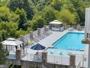6301 Edsall Road 123, Alexandria VA 22312