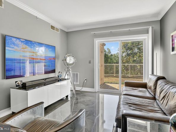 6301 Edsall Road 123, Alexandria VA 22312