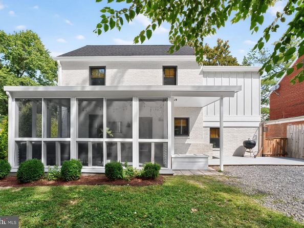 3211 S Street SE, Washington DC 20020