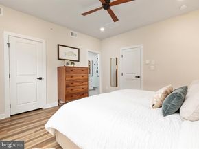 113 Pleasant Street NW 6, Vienna VA 22180