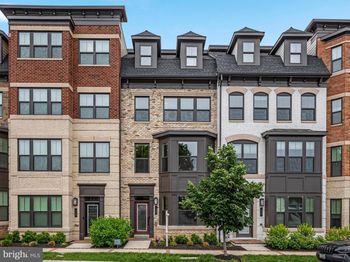113 Pleasant Street NW