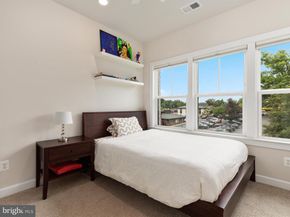 113 Pleasant Street NW 6, Vienna VA 22180