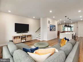 113 Pleasant Street NW 6, Vienna VA 22180