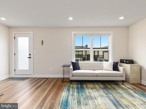 113 Pleasant Street NW 6, Vienna VA 22180