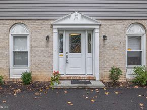 935 Edgewood Lane, Feasterville Trevose PA 19053