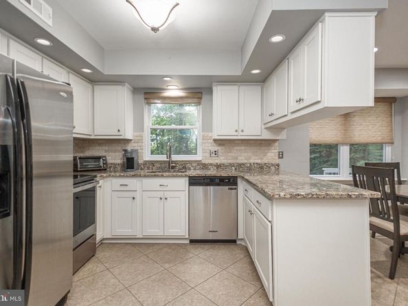 935 Edgewood Lane, Feasterville Trevose PA 19053
