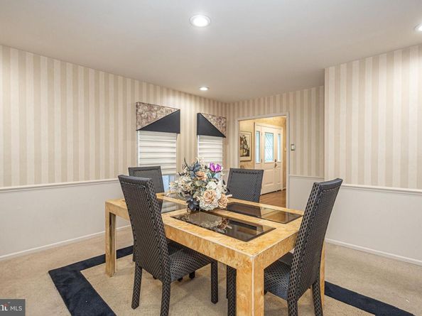935 Edgewood Lane, Feasterville Trevose PA 19053