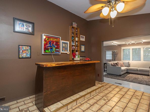 935 Edgewood Lane, Feasterville Trevose PA 19053