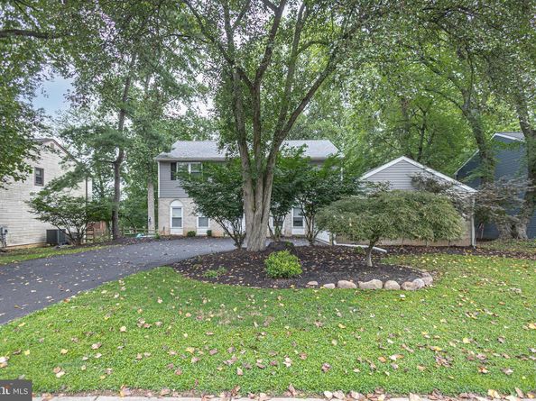 935 Edgewood Lane, Feasterville Trevose PA 19053