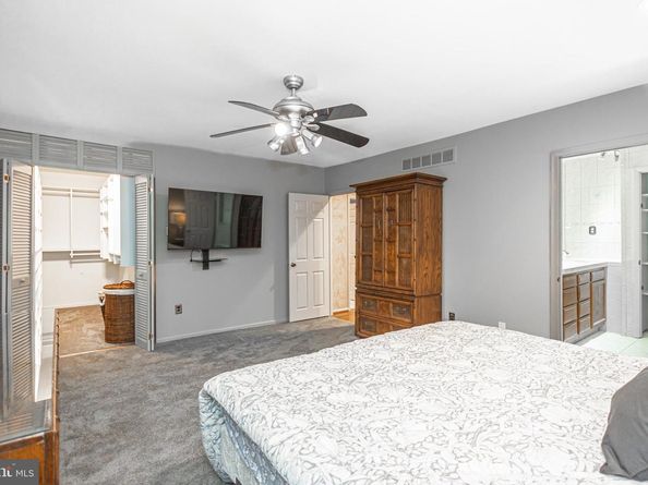 935 Edgewood Lane, Feasterville Trevose PA 19053