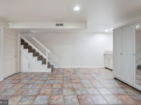 133 E Taylor Run Parkway, Alexandria VA 22314