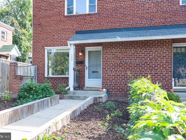 133 E Taylor Run Parkway, Alexandria VA 22314