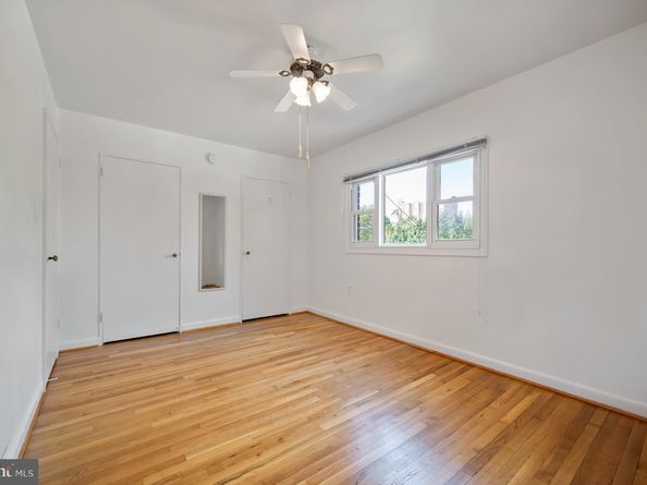 133 E Taylor Run Parkway, Alexandria VA 22314