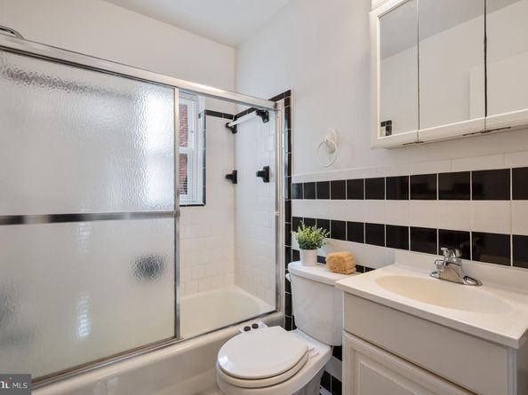 133 E Taylor Run Parkway, Alexandria VA 22314