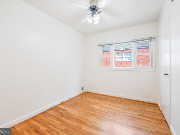 133 E Taylor Run Parkway, Alexandria VA 22314