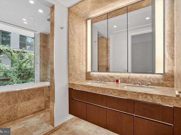 601 Wharf Street SW 213, Washington DC 20024