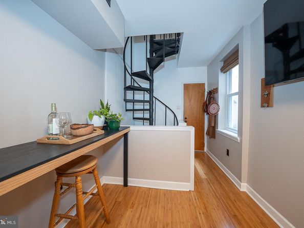 302 Lombard Street B, Philadelphia PA 19147